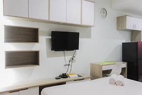 Fully Furnished with Cozy Design Studio Apartment Springwood Residence