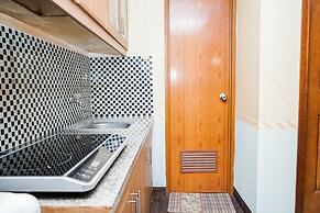 Fully Furnished 2BR Apartment at Great Western Resort