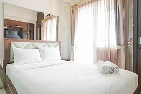 Modern Studio at Green Pramuka City Apartment