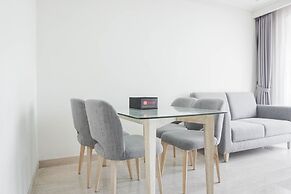 Strategic 2BR Private Lift at Menteng Park Apartment