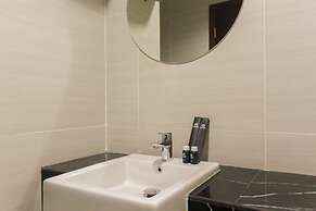 Scenic Studio at West Vista Apartment Puri