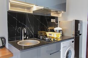 Scenic Studio at West Vista Apartment Puri