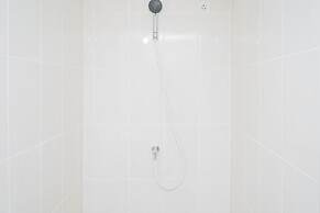 Comfort with Garden View Studio Apartment M-Town Residence