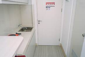 Cozy and Simply Studio Apartment at Urban Heights Residences