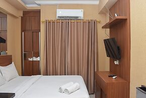 Good Choice Studio at Green Pramuka Apartment near Shopping Center