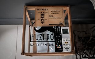 Huzi Room