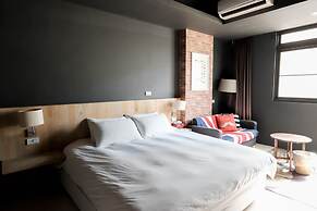 Huzi Room