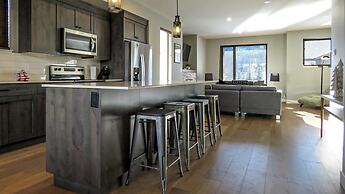 Echo Landing #22 by Bear Country