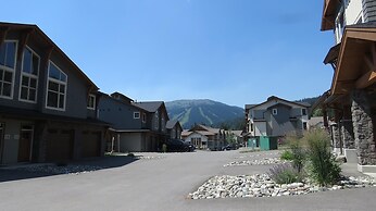 Echo Landing #22 by Bear Country