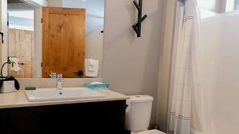 Echo Landing #22 by Bear Country