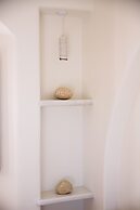 Ammothines Cycladic Suites
