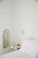 Ammothines Cycladic Suites