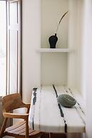 Ammothines Cycladic Suites