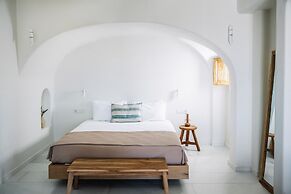 Ammothines Cycladic Suites