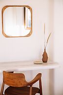 Ammothines Cycladic Suites