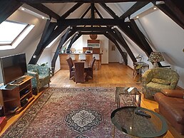 Spacious Duplex in Brussels Historical Center