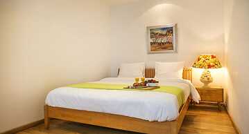 Large Charming Duplex Brussels Historical Center