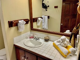 Belizean Reef Suites