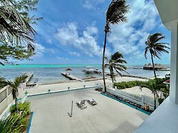 Belizean Reef Suites