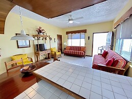 Belizean Reef Suites