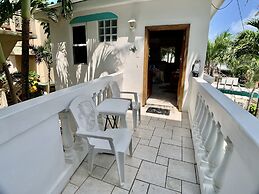 Belizean Reef Suites