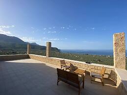 Lovely 3-bed Villa. Private Pool in Agios Nikolaos