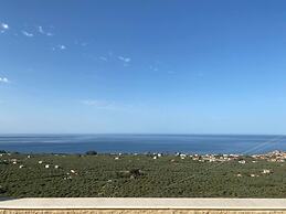 Lovely 3-bed Villa. Private Pool in Agios Nikolaos