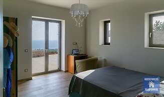Lovely 3-bed Villa. Private Pool in Agios Nikolaos