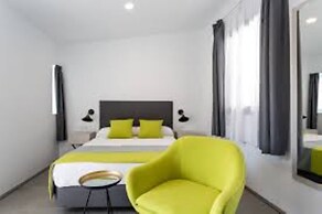 EMERGENCE DJOUDA HOTEL