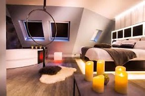 EMERGENCE DJOUDA HOTEL