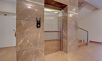 Treebo Golden Terminal, Kochi Airport