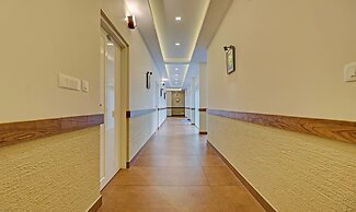 Treebo Golden Terminal, Kochi Airport