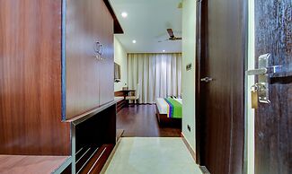 Treebo Primeland Suites, Mailasandra