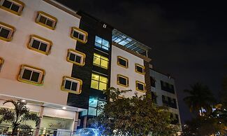 Treebo Primeland Suites, Mailasandra