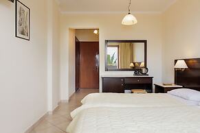 Aphrodite Beachfront Hotel by Konnect, Roda