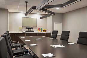 Homewood Suites by Hilton Indianapolis Downtown IUPUI