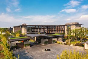 Hotel Indigo Suzhou Yangcheng Lake by IHG