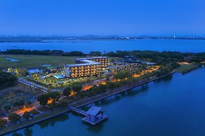 Hotel Indigo Suzhou Yangcheng Lake, an IHG Hotel