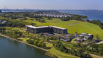 Hotel Indigo Suzhou Yangcheng Lake by IHG