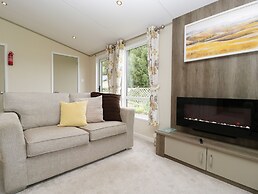 Hill View, Lilac Lodge