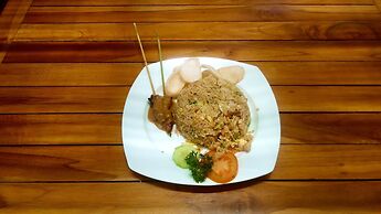 Pandawa Villa Riverside by WizZeLa