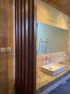 Pandawa Villa Riverside by WizZeLa