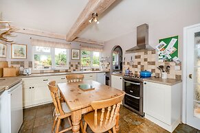 4 Bishops Cottages