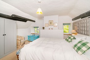 4 Bishops Cottages