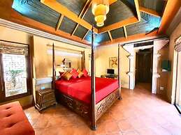 Balinese Pool Villa in Rawai