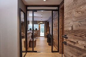 Hahnenkamm Suite Deluxe  Ski-In Ski-Out