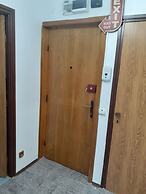 2-bedroom Apartment in Bucharest Near Town Center