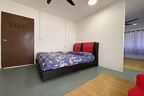 OYO 90317 Ambong Bay Resthouse