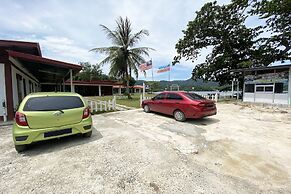 OYO Home 90319 Ambong Bay Resthouse Homes