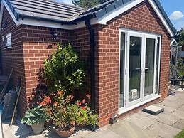 Rose View- a Lovely Private 1 Bed Bungalow in Sale